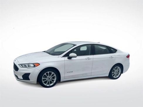 Used 2019 Ford Fusion SE image 5