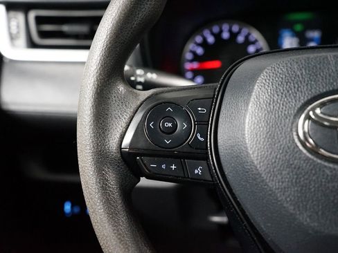 Used 2021 Toyota RAV4 LE image 14