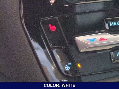 New 2024 Ford Explorer ST-Line w/ Class IV Trailer Tow Package image 28