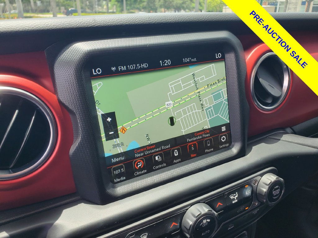 Used 2022 Jeep Wrangler Unlimited Rubicon AWD/4WD image 25