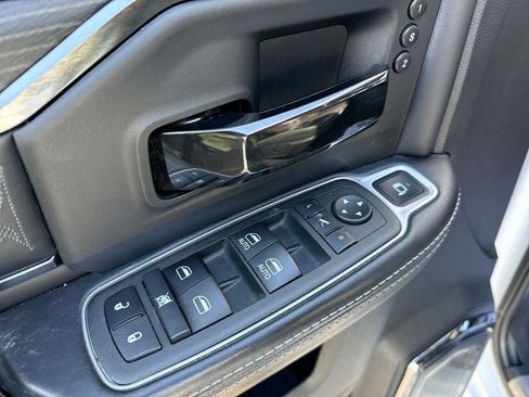 Used 2022 RAM 2500 Limited AWD/4WD image 13