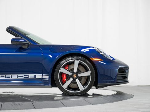 Used 2026 Porsche 911 Targa 4S AWD/4WD image 11