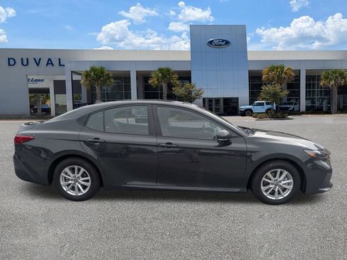Used 2025 Toyota Camry LE FWD image 3