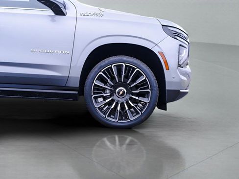 New 2026 Chevrolet Suburban High Country image 7