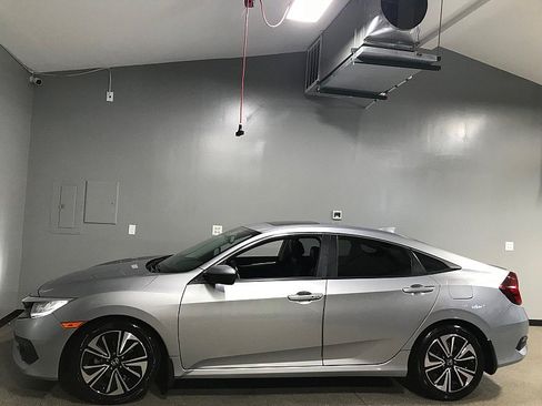 Used 2016 Honda Civic EX-L image 6