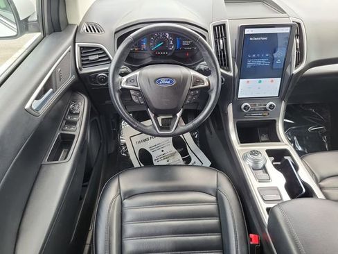 Used 2023 Ford Edge SEL image 12