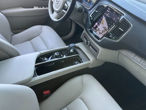 Used 2023 Volvo XC90 B6 Plus w/ Protection Package Premier AWD/4WD image 21