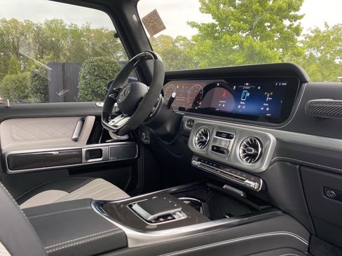 Used 2025 Mercedes-Benz G 63 AMG 4MATIC image 6