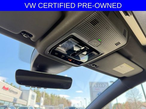 Used 2024 Volkswagen Golf R AWD/4WD image 22