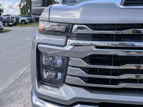 Used 2026 Chevrolet Silverado 2500 LT w/ Safety Package AWD/4WD image 9