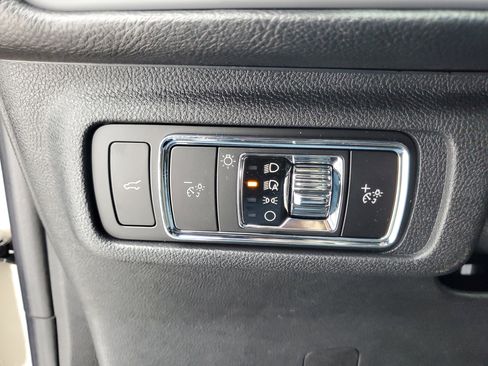 New 2026 Lincoln Corsair Premiere image 14