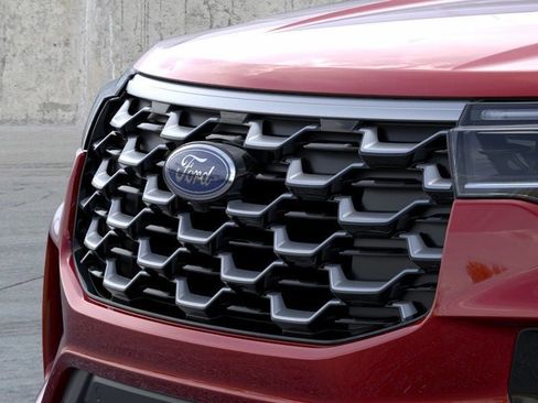 New 2026 Ford Explorer Platinum w/ LUX Leather Package AWD/4WD image 17