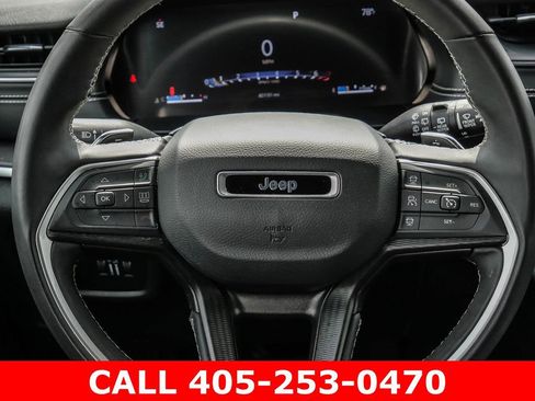 Used 2024 Jeep Grand Cherokee Altitude AWD/4WD image 48