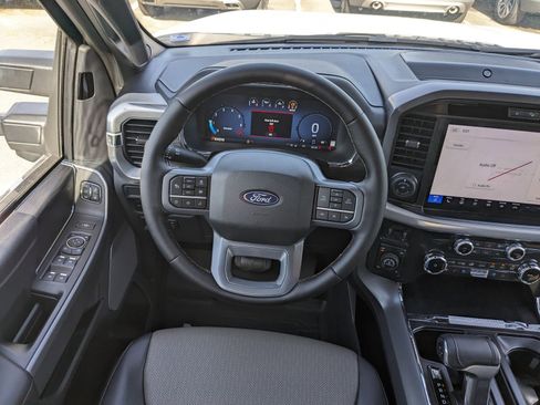 New 2025 Ford F150 Lariat w/ Equipment Group 501A Mid image 17