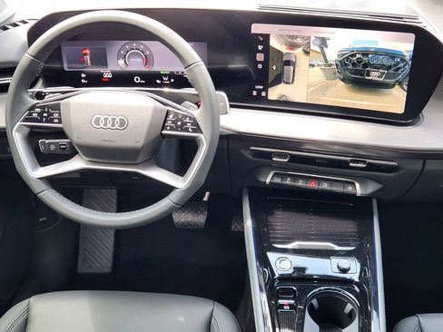 New 2026 Audi Q3 quattro 2.0T AWD/4WD image 33