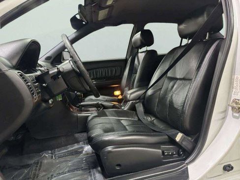 Used 1996 Nissan Maxima FWD image 21