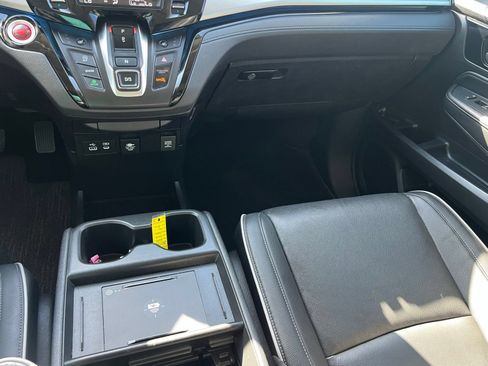 Used 2025 Honda Odyssey Touring image 38