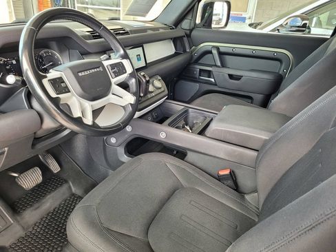 Used 2022 Land Rover Defender 90 AWD/4WD image 11