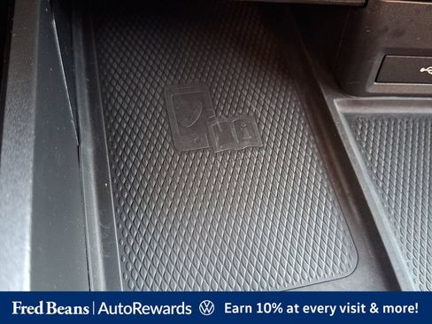 Certified 2024 Volkswagen Atlas Cross Sport SE AWD/4WD image 31