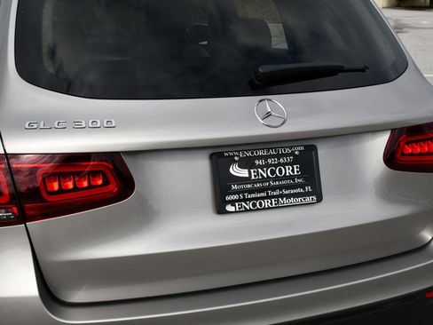 Used 2022 Mercedes-Benz GLC 300 image 10