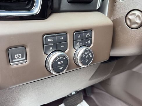 Certified 2023 GMC Sierra 1500 Denali w/ Denali Reserve Package AWD/4WD image 29