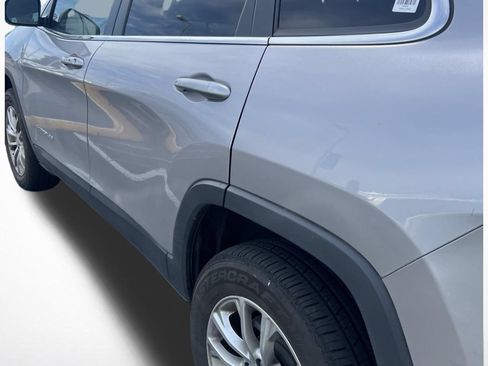 Used 2021 Jeep Cherokee Latitude Plus AWD/4WD image 14