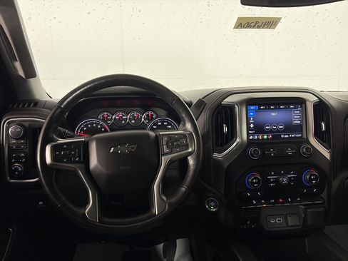 Used 2020 Chevrolet Silverado 1500 LT Trail Boss image 13