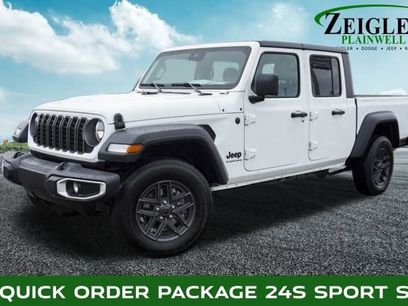 Used 2025 Jeep Gladiator Sport