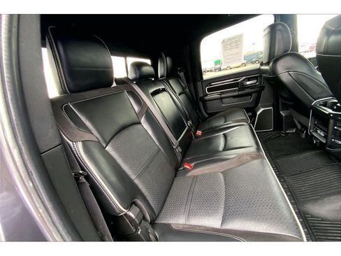 Used 2022 RAM 3500 Laramie AWD/4WD image 28