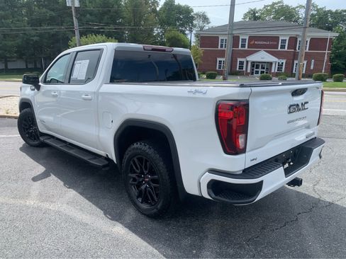 Used 2023 GMC Sierra 1500 Elevation w/ LPO, Elevation Black Package AWD/4WD image 4