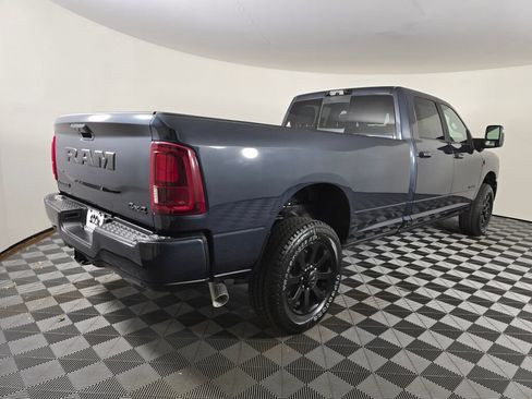New 2026 RAM 2500 Laramie AWD/4WD image 4