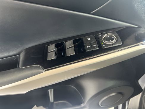 Used 2020 Lexus IS 300 image 14