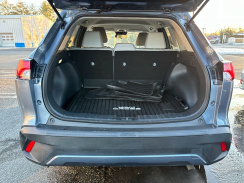 Used 2023 Toyota Corolla Cross L image 26