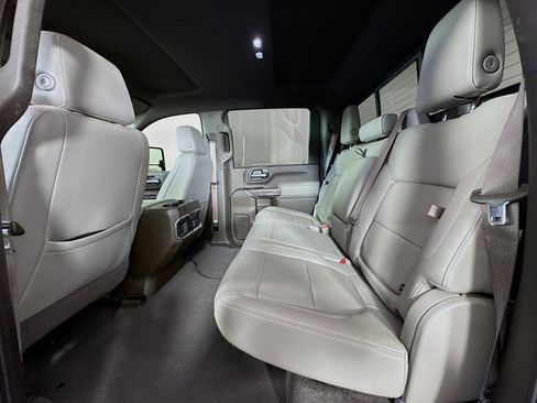 Used 2022 Chevrolet Silverado 2500 LTZ w/ LTZ Plus Package image 26