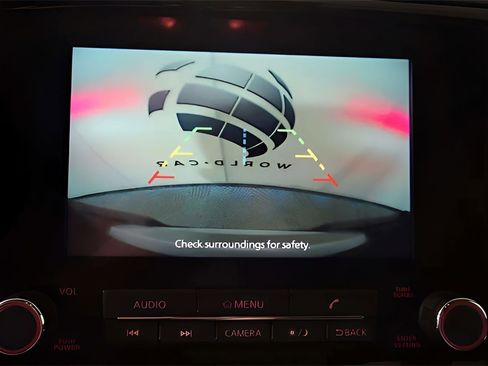 Used 2024 Nissan Frontier SV w/ SV Convenience Package image 30