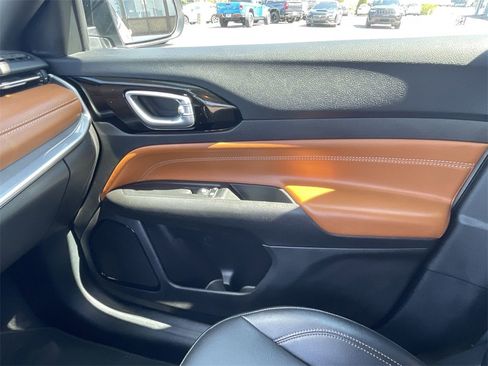 Used 2024 Jeep Compass Limited image 21