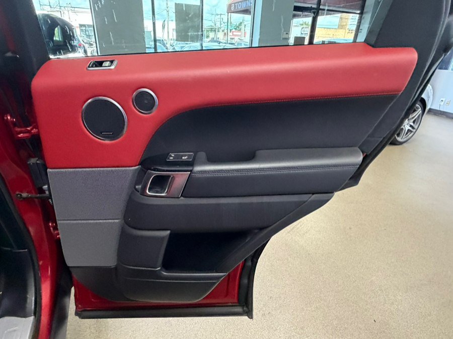Used 2019 Land Rover Range Rover Sport HSE Dynamic AWD/4WD image 43