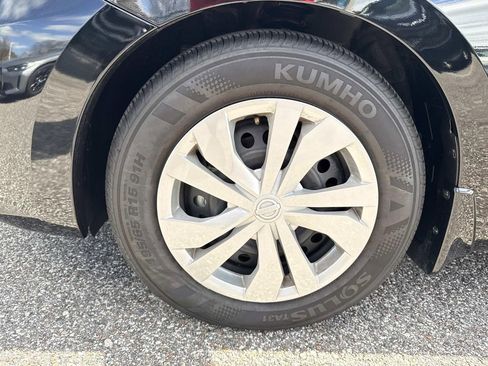 Certified 2025 Nissan Versa S w/ Trunk Package image 11