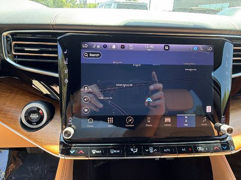 Used 2024 Jeep Grand Wagoneer L Series III w/ Rear Seat Video Group 1 image 36