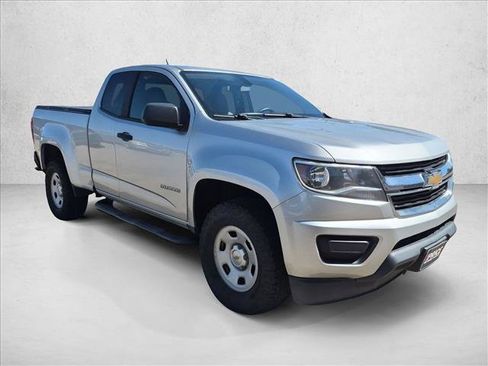 Used 2016 Chevrolet Colorado W/T w/ WT Convenience Package RWD image 3