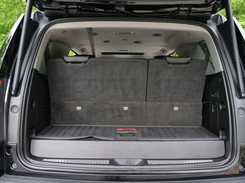 Used 2020 GMC Yukon Denali AWD/4WD image 34
