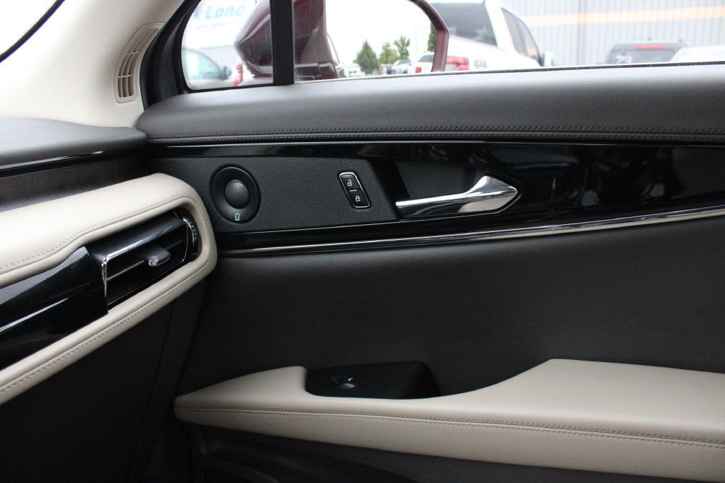 Used 2023 Lincoln Nautilus Reserve w/ Equipment Group 201A AWD/4WD image 21