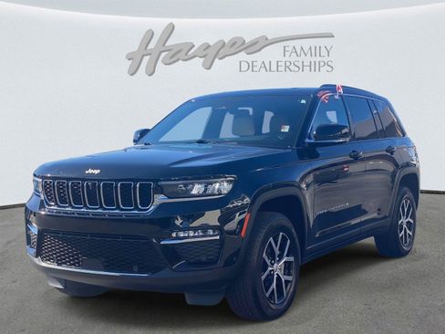 Used 2024 Jeep Grand Cherokee Limited w/ Luxury Tech Group II RWD image 36