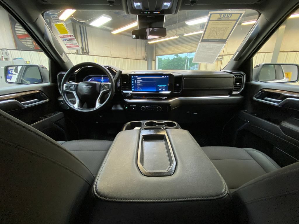 Used 2026 Chevrolet Silverado 1500 RST AWD/4WD image 20