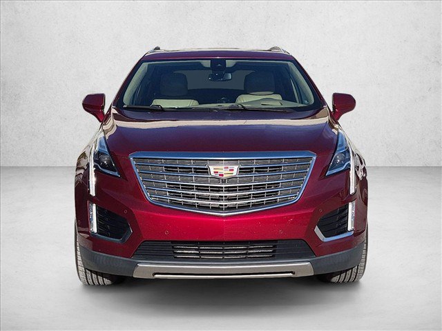 Used 2017 Cadillac XT5 Platinum w/ Driver Assist Package AWD/4WD image 2