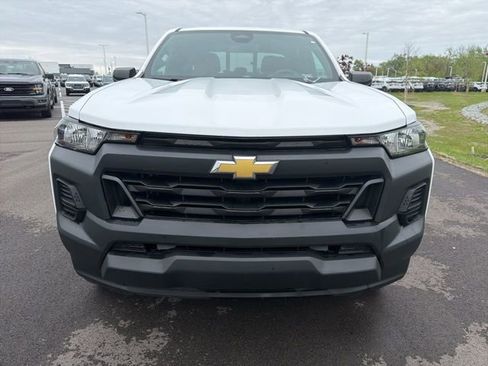 Used 2024 Chevrolet Colorado W/T w/ WT Convenience Package image 3
