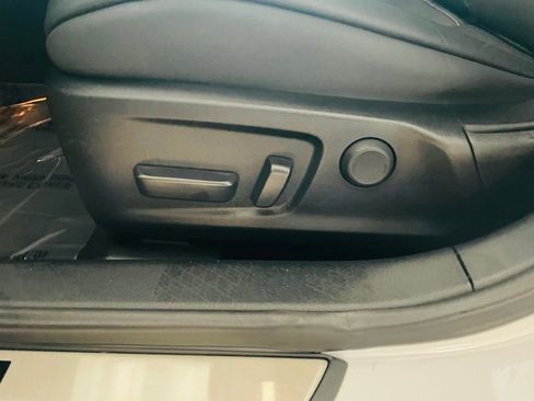 Certified 2023 Lexus IS 350 F Sport image 19