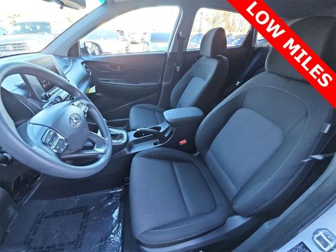 Used 2023 Hyundai Kona SEL image 15