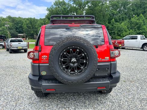 Used 2012 Toyota FJ Cruiser 4WD w/ Upgrade Pkg II image 7