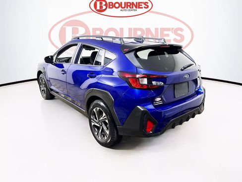 Used 2024 Subaru Crosstrek 2.0i Premium AWD/4WD image 8
